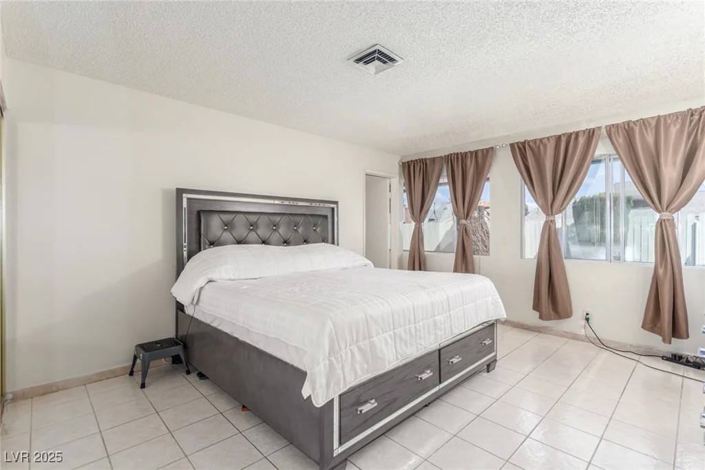 2254 Florence, Las Vegas, NV 89119