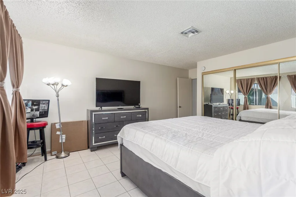 2254 Florence, Las Vegas, NV 89119