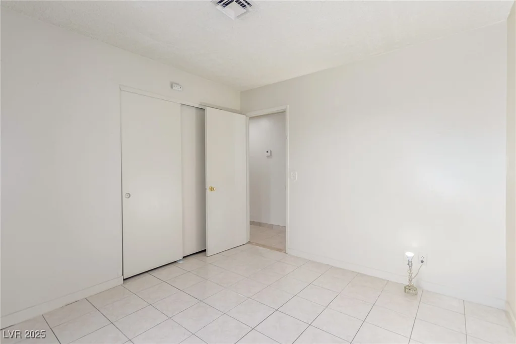 2254 Florence, Las Vegas, NV 89119
