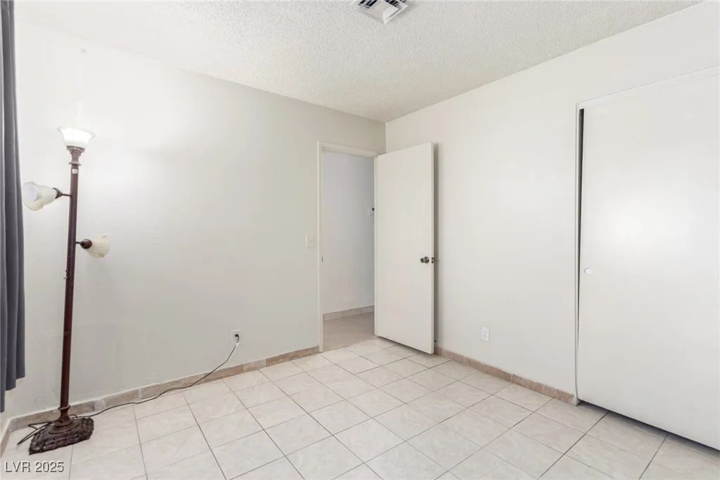2254 Florence, Las Vegas, NV 89119