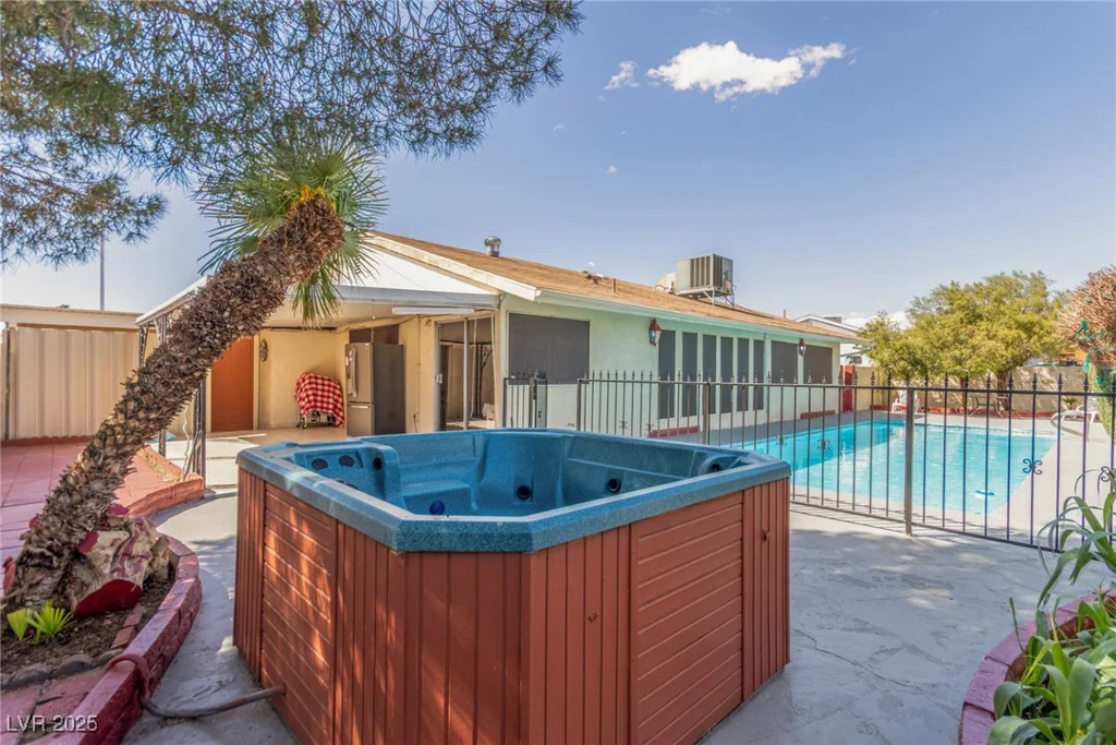 2254 Florence, Las Vegas, NV 89119