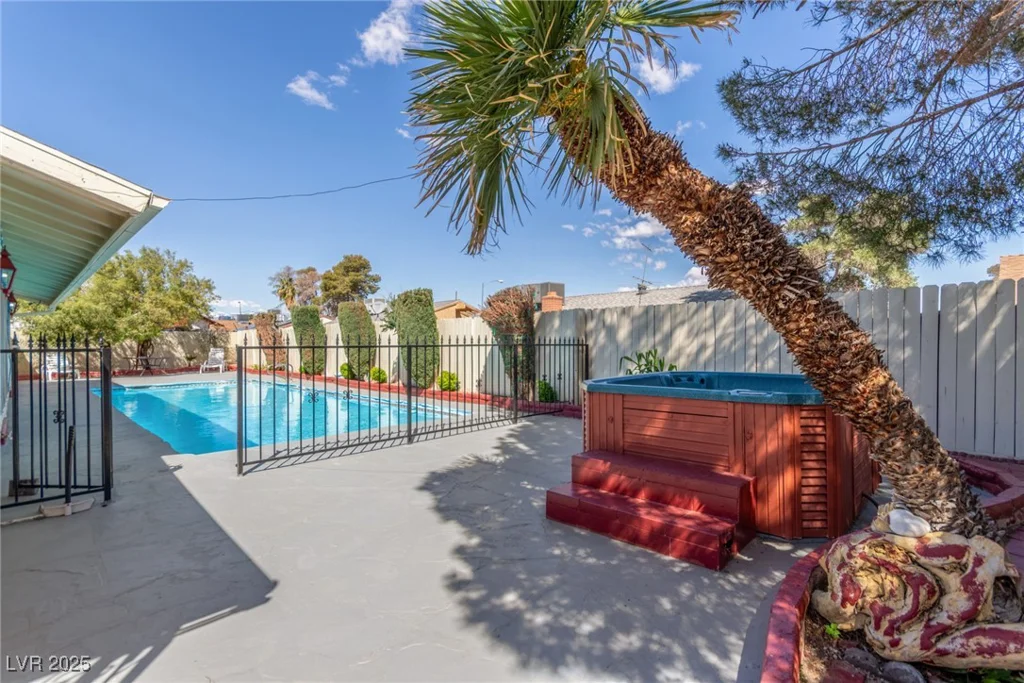 2254 Florence, Las Vegas, NV 89119