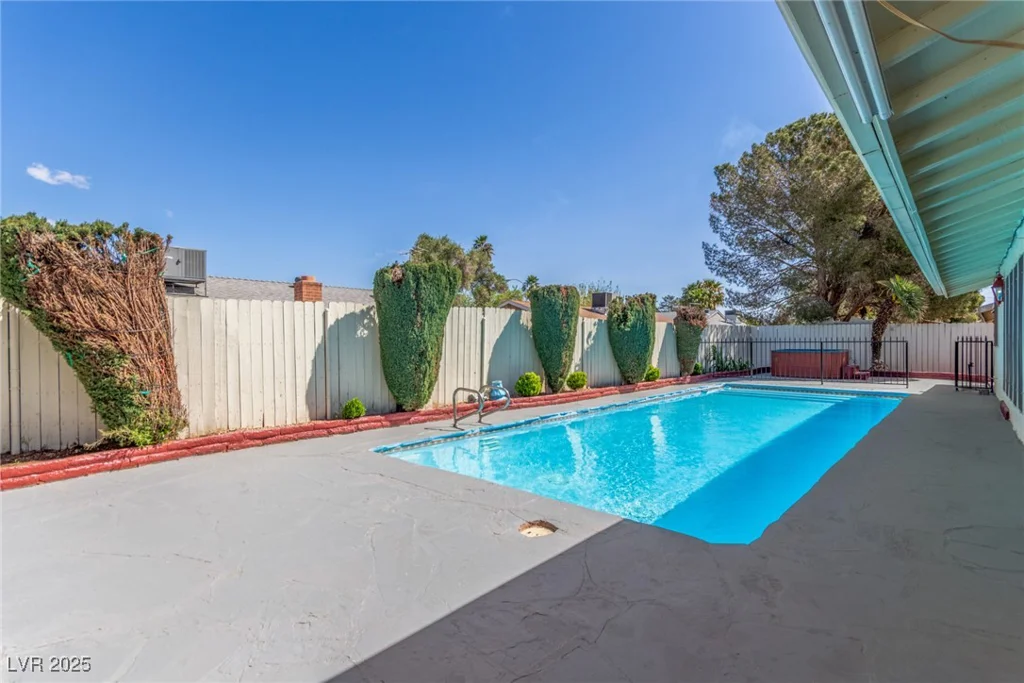 2254 Florence, Las Vegas, NV 89119