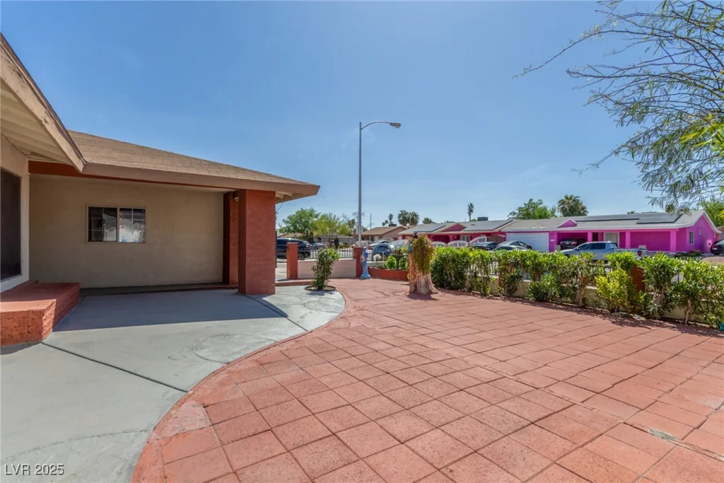 2254 Florence, Las Vegas, NV 89119