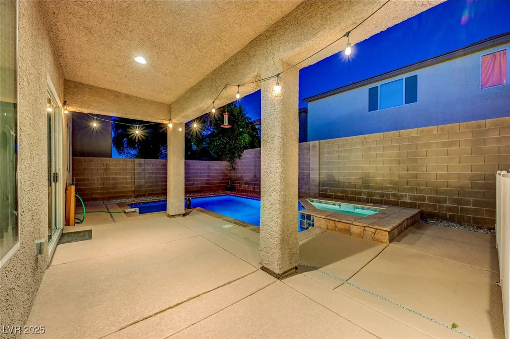 1011 Pecos River, Henderson, NV 89002
