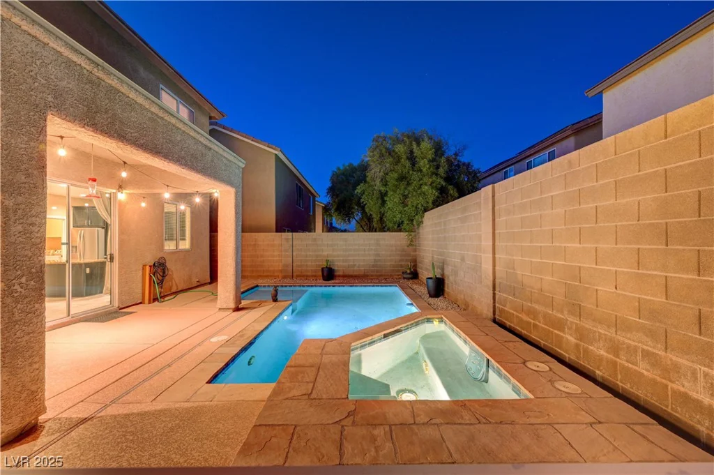 1011 Pecos River, Henderson, NV 89002