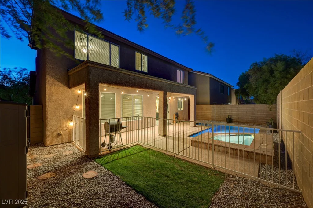 1011 Pecos River, Henderson, NV 89002