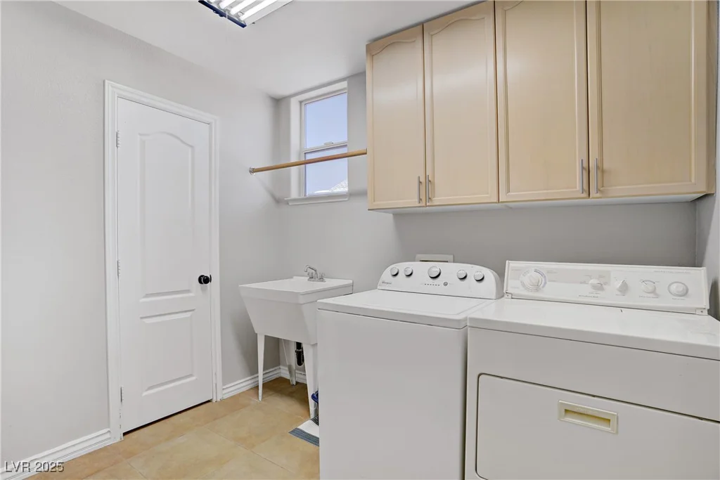229 Wellspring, Las Vegas, NV 89183