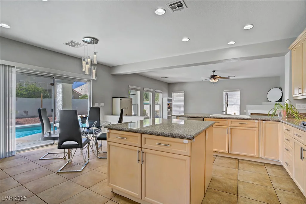 229 Wellspring, Las Vegas, NV 89183