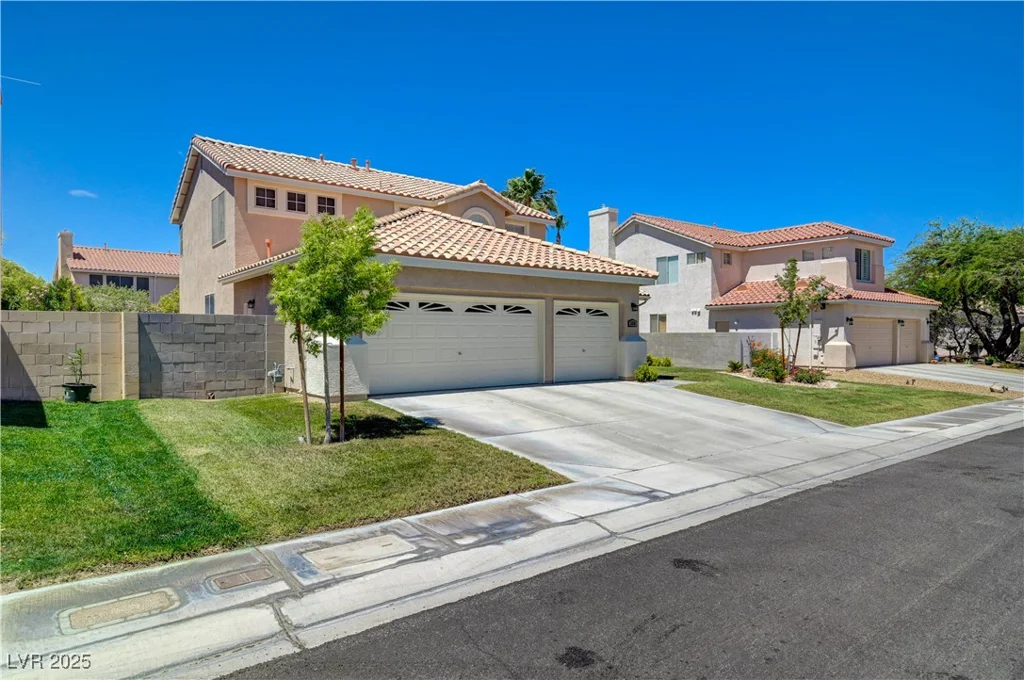 1316 Borderwood, North Las Vegas, NV 89031