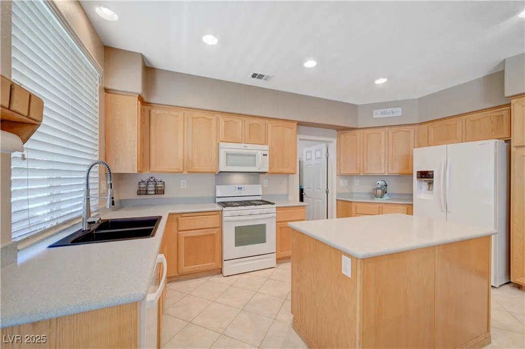 1316 Borderwood, North Las Vegas, NV 89031