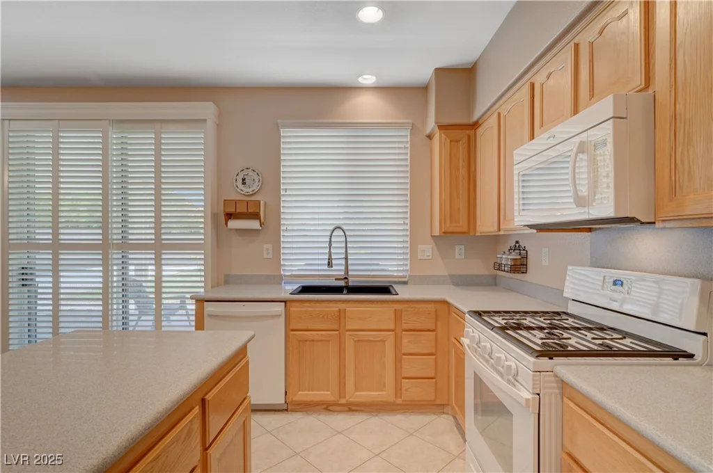 1316 Borderwood, North Las Vegas, NV 89031