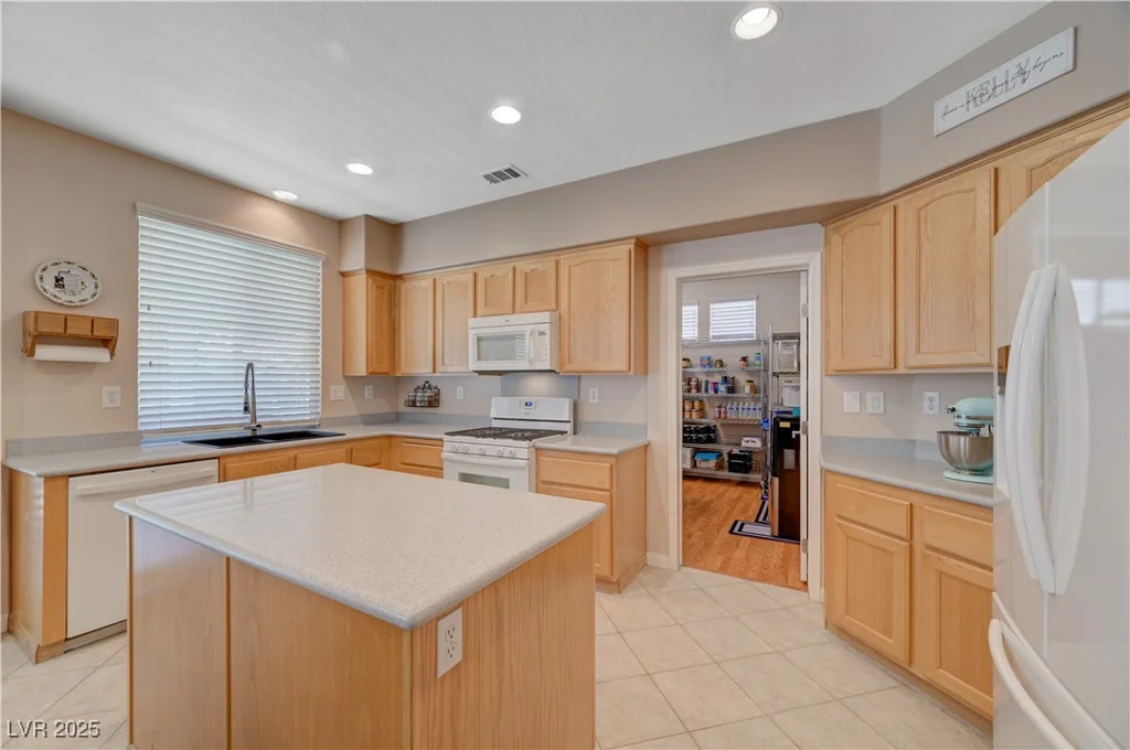 1316 Borderwood, North Las Vegas, NV 89031
