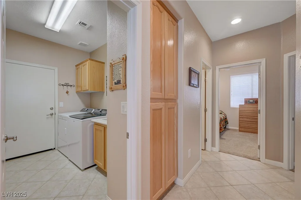 1316 Borderwood, North Las Vegas, NV 89031