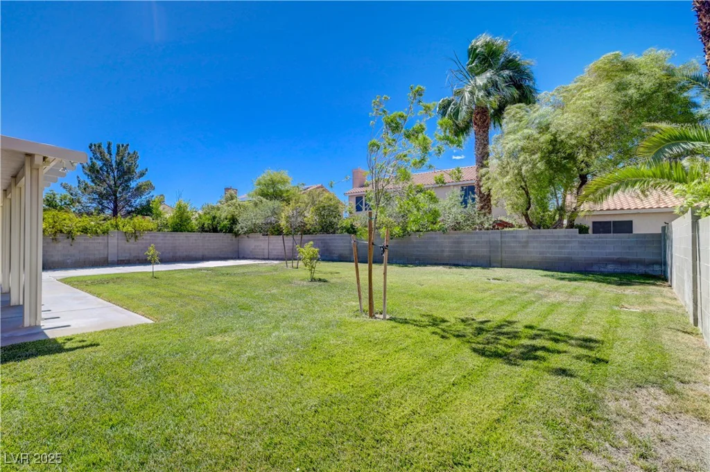 1316 Borderwood, North Las Vegas, NV 89031