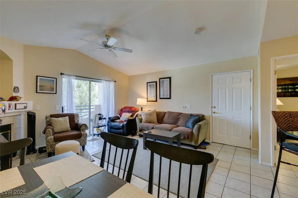 5415 Harmon, Las Vegas, NV 89103