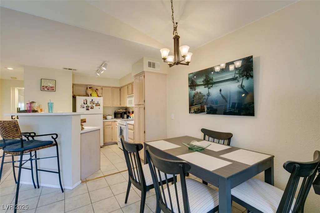 5415 Harmon, Las Vegas, NV 89103