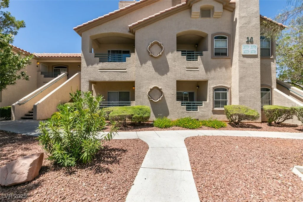 5415 Harmon, Las Vegas, NV 89103