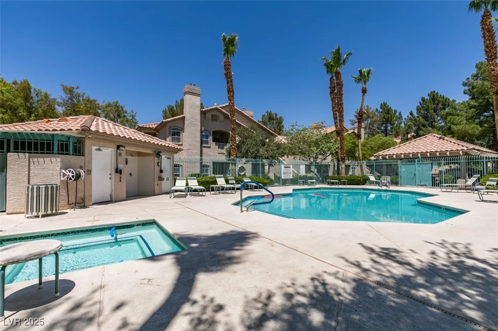 5415 Harmon, Las Vegas, NV 89103
