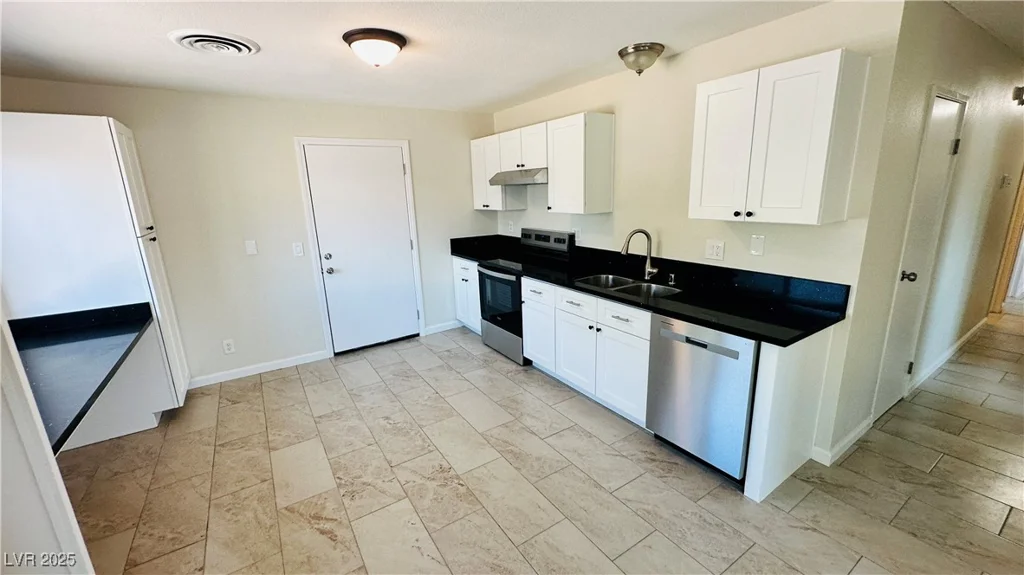 4238 Boratko, Las Vegas, NV 89115