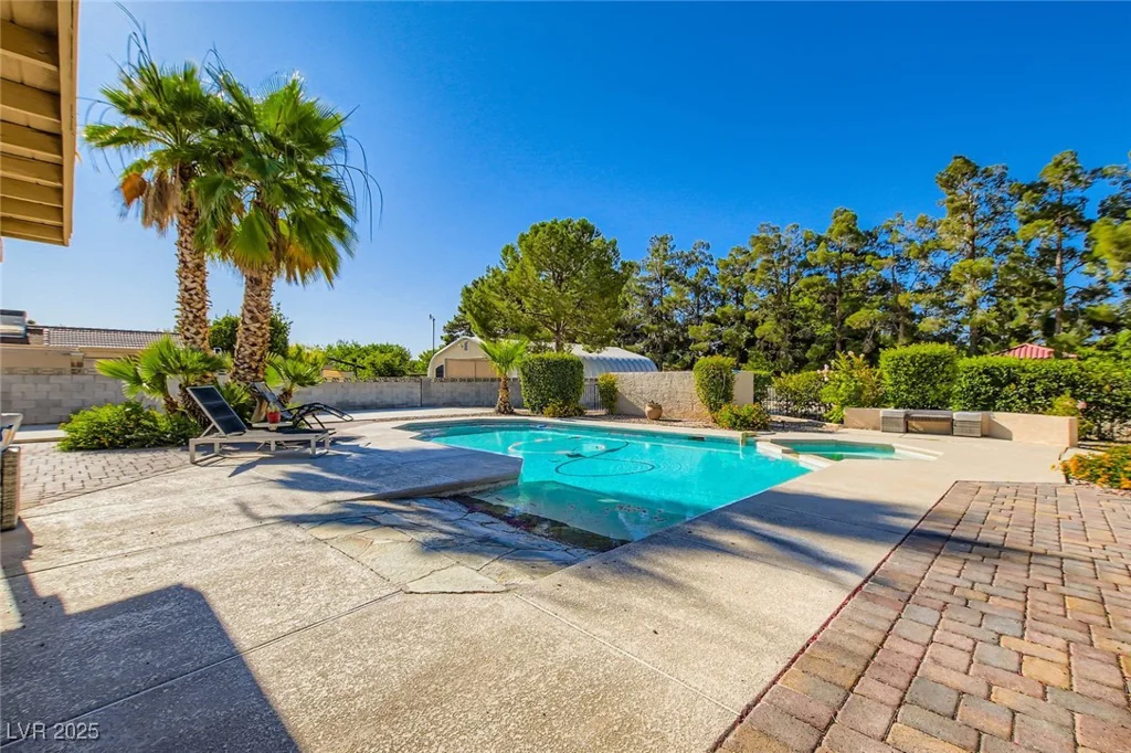 7385 Severence, Las Vegas, NV 89131