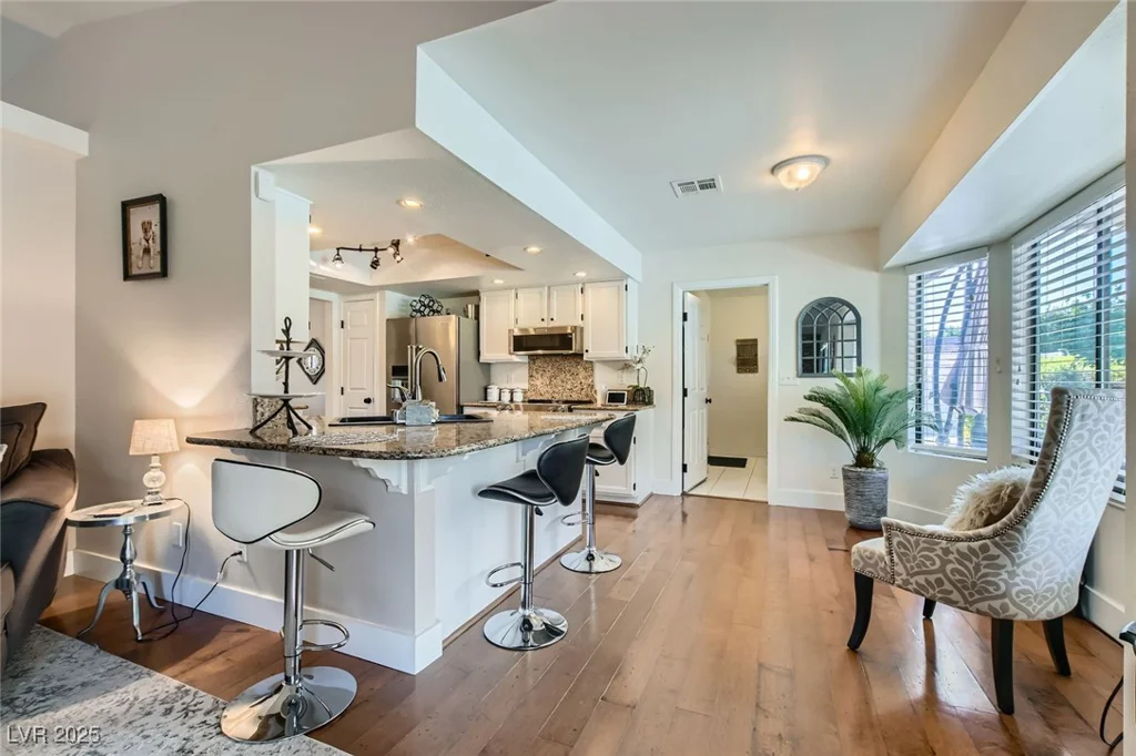 7385 Severence, Las Vegas, NV 89131