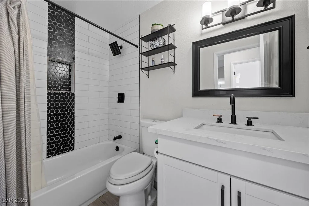 2088 Miner, Las Vegas, NV 89104
