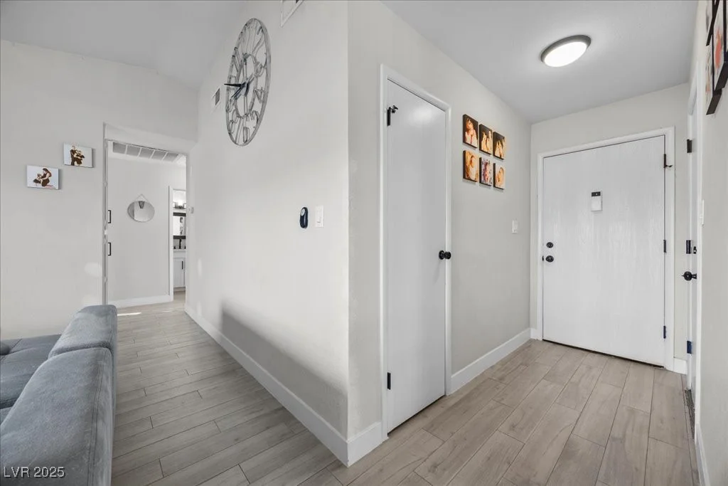 2088 Miner, Las Vegas, NV 89104