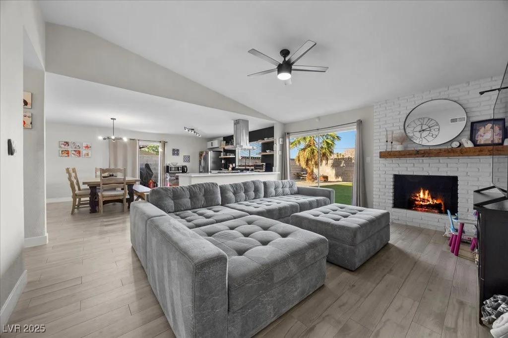 2088 Miner, Las Vegas, NV 89104