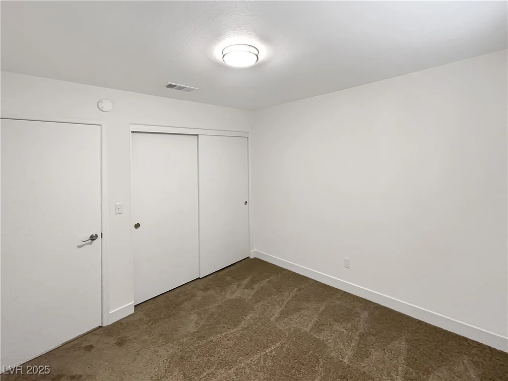 6696 Merced Lake, Las Vegas, NV 89156