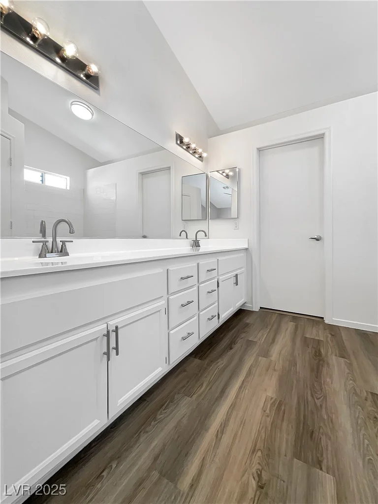 6696 Merced Lake, Las Vegas, NV 89156