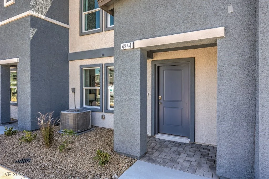 4964 Fern Mesa, Las Vegas, NV 89139