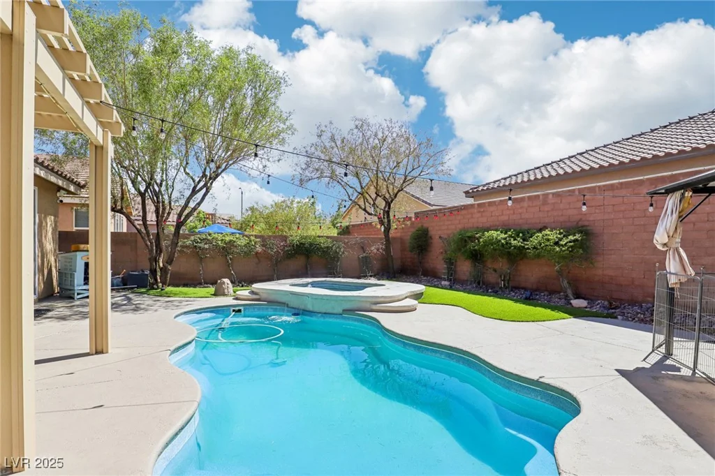 10381 Borah Park, Las Vegas, NV 89178
