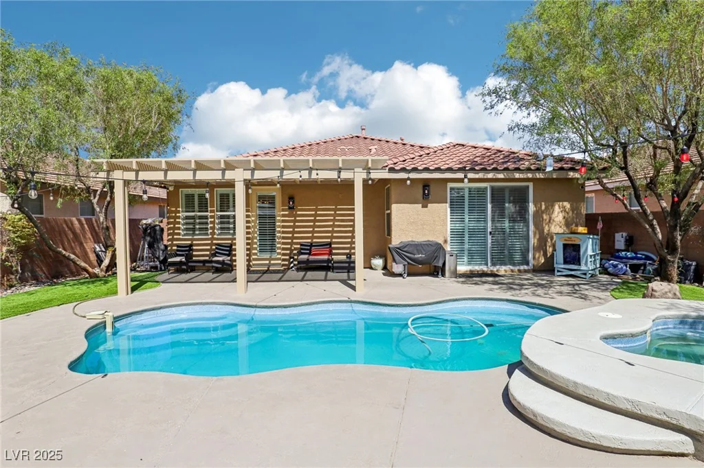 10381 Borah Park, Las Vegas, NV 89178