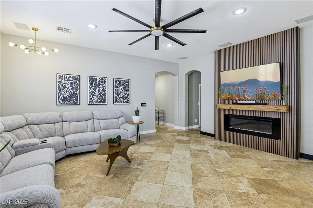 10381 Borah Park, Las Vegas, NV 89178