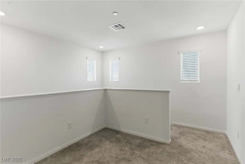 6850 Magenta Moon, North Las Vegas, NV 89086