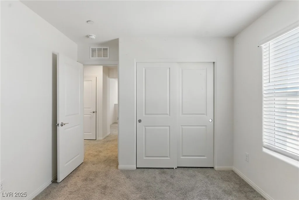 6850 Magenta Moon, North Las Vegas, NV 89086
