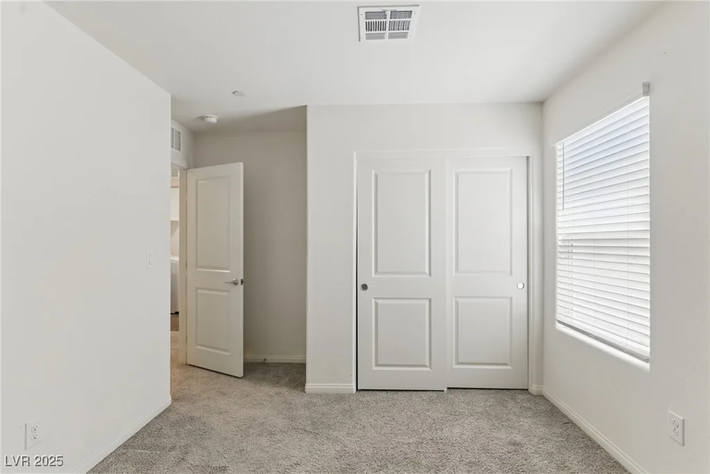 6850 Magenta Moon, North Las Vegas, NV 89086