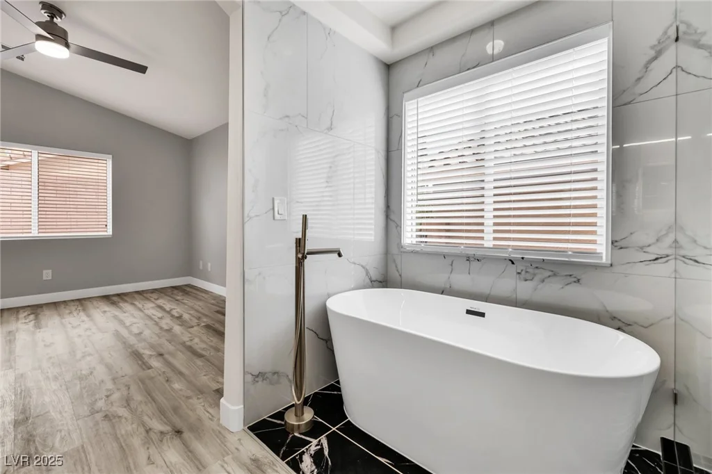 11016 Meadow Leaf, Las Vegas, NV 89144