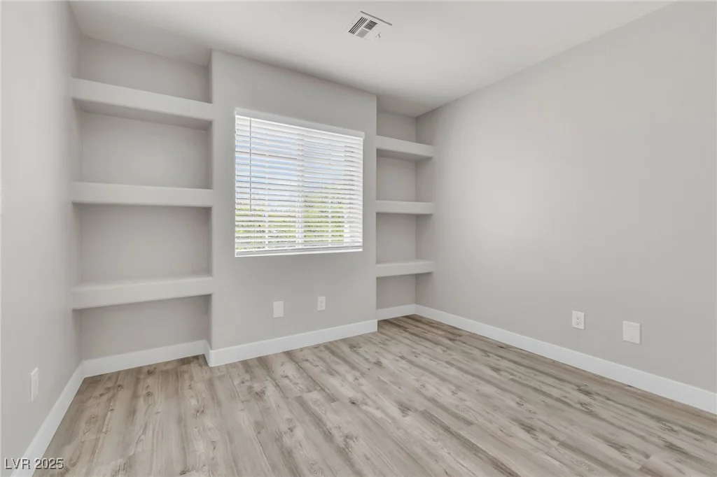 11016 Meadow Leaf, Las Vegas, NV 89144