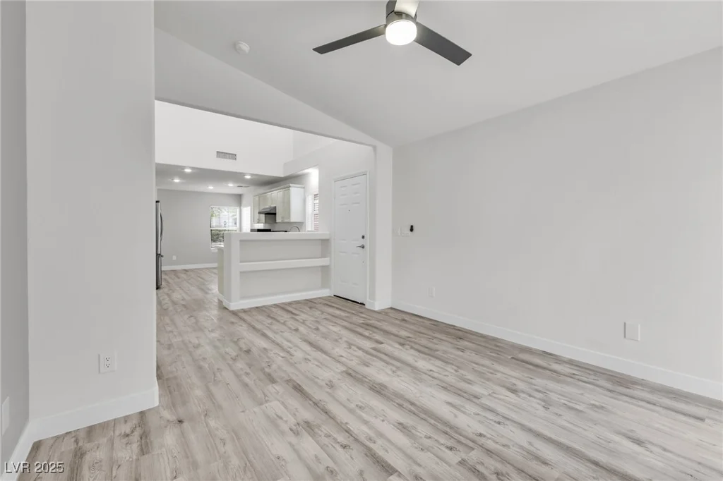 11016 Meadow Leaf, Las Vegas, NV 89144