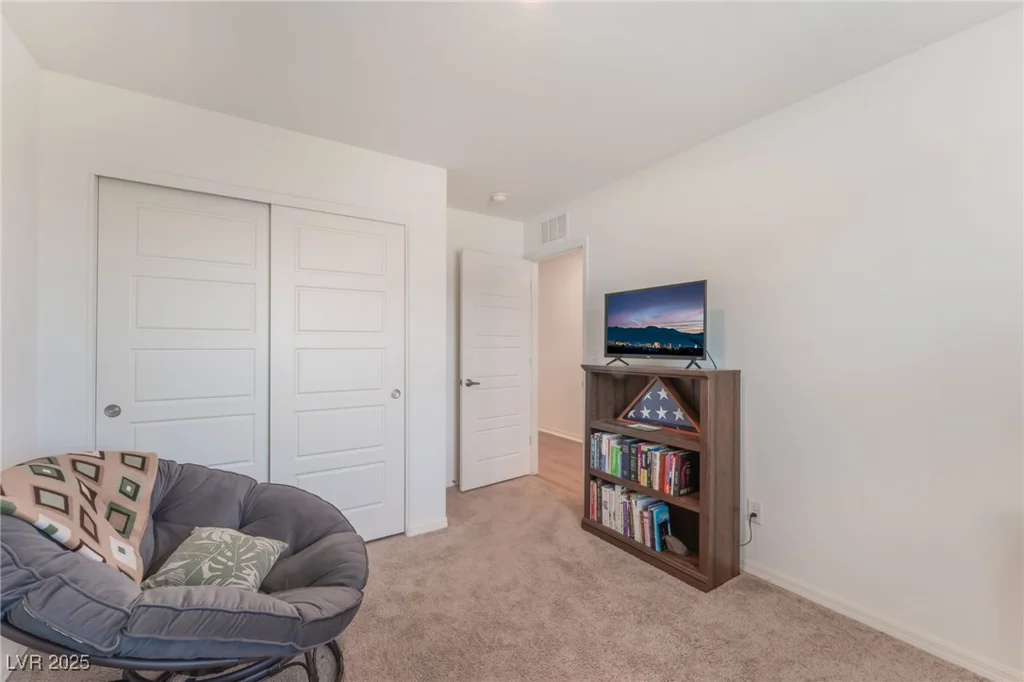 518 Descubir, North Las Vegas, NV 89081