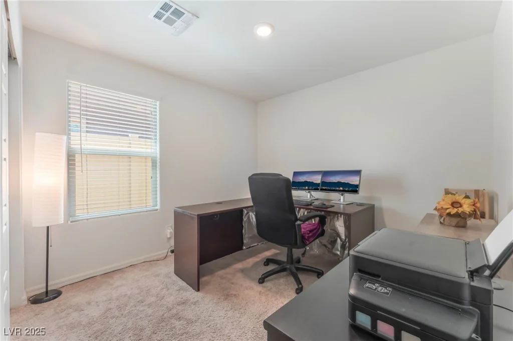 518 Descubir, North Las Vegas, NV 89081