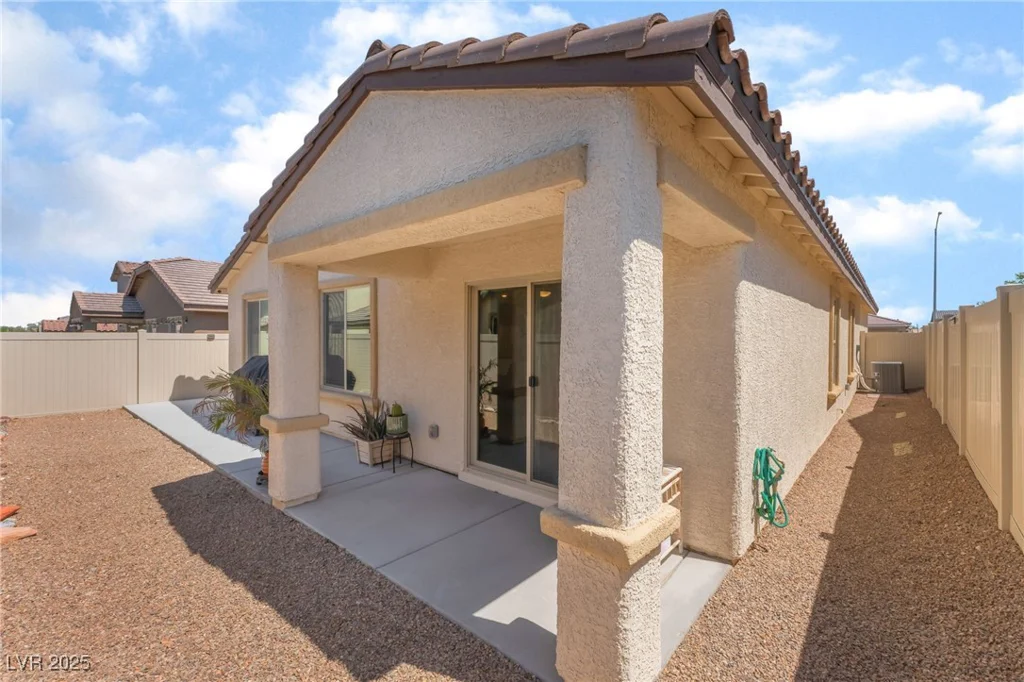 518 Descubir, North Las Vegas, NV 89081