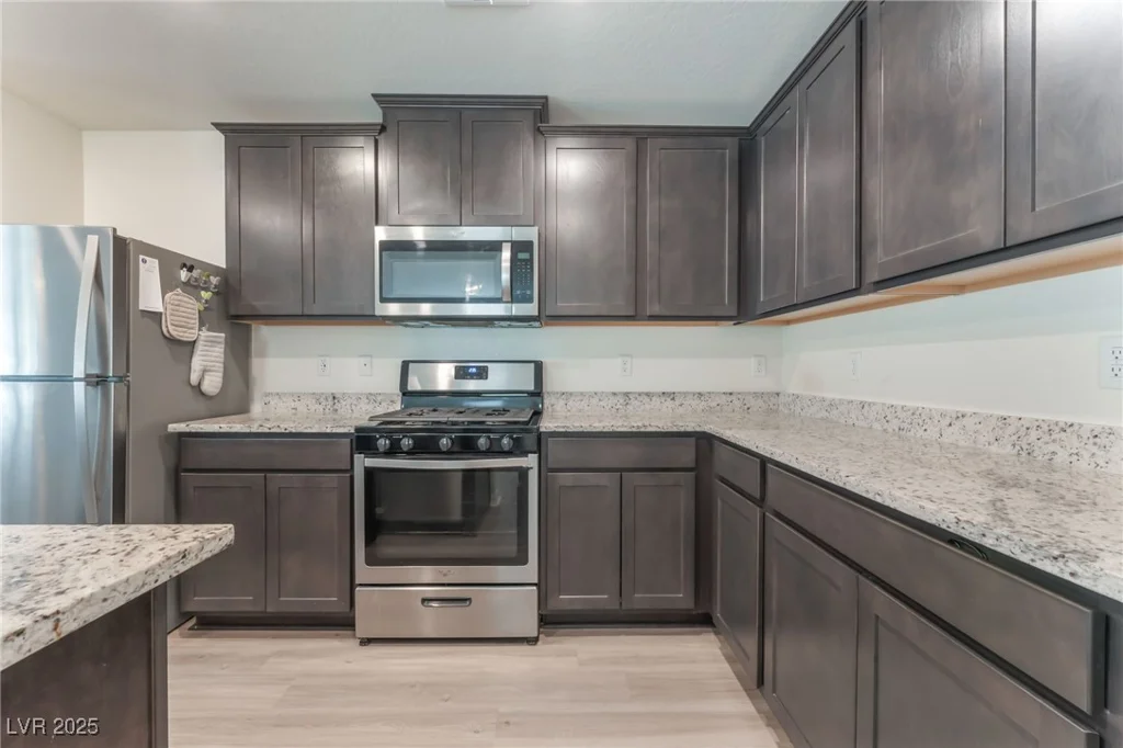 518 Descubir, North Las Vegas, NV 89081
