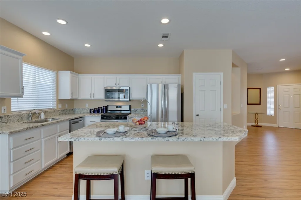 10243 Songsparrow, Las Vegas, NV 89135