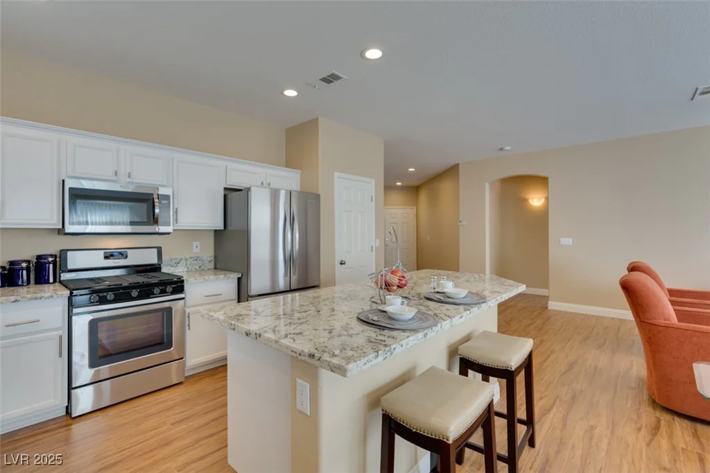 10243 Songsparrow, Las Vegas, NV 89135