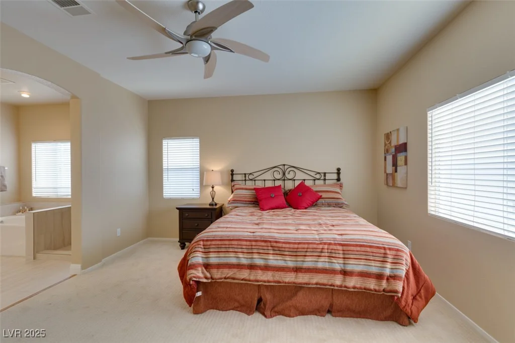 10243 Songsparrow, Las Vegas, NV 89135