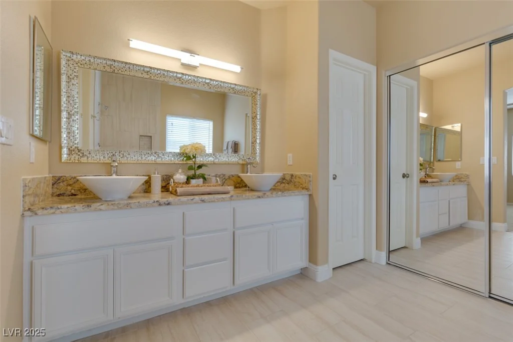 10243 Songsparrow, Las Vegas, NV 89135