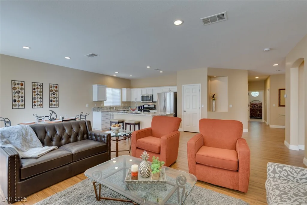 10243 Songsparrow, Las Vegas, NV 89135